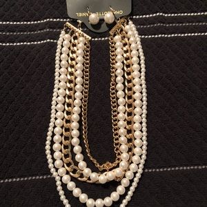 Pearl and gold necklace